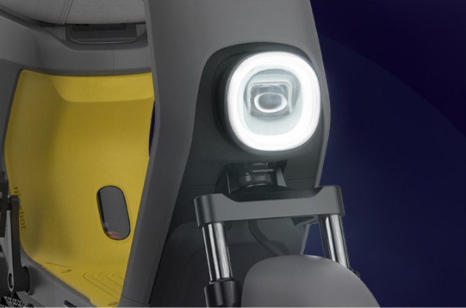 Halo-Shaped Headlight