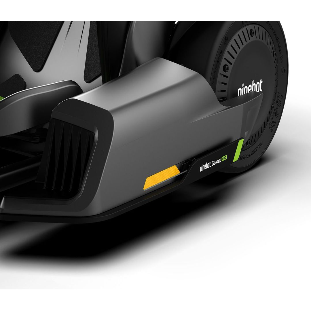 E-Gokart SEGWAY-NINEBOT Poids: 27,8 kg Chargement maximum: 100 kg Pneus:  10,5 sans lecteur, NINEBOT S requis